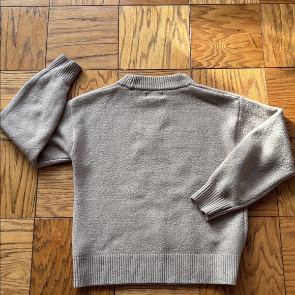 Universal Thread Long Sleeve Crewneck Sweater Les Alpes Tan Mountain Size Small - Picture 8 of 10